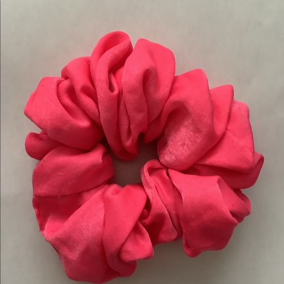 Scrunchies - Picture 4 of 5